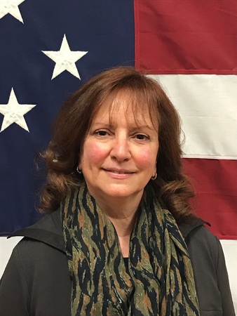 Dr. Carolyn Ihrig Dr. Carolyn Ihrig